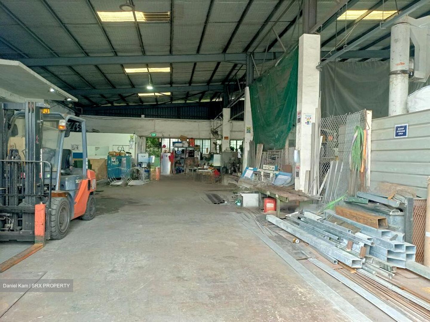 Tuas Road (D22), Warehouse #472856041
